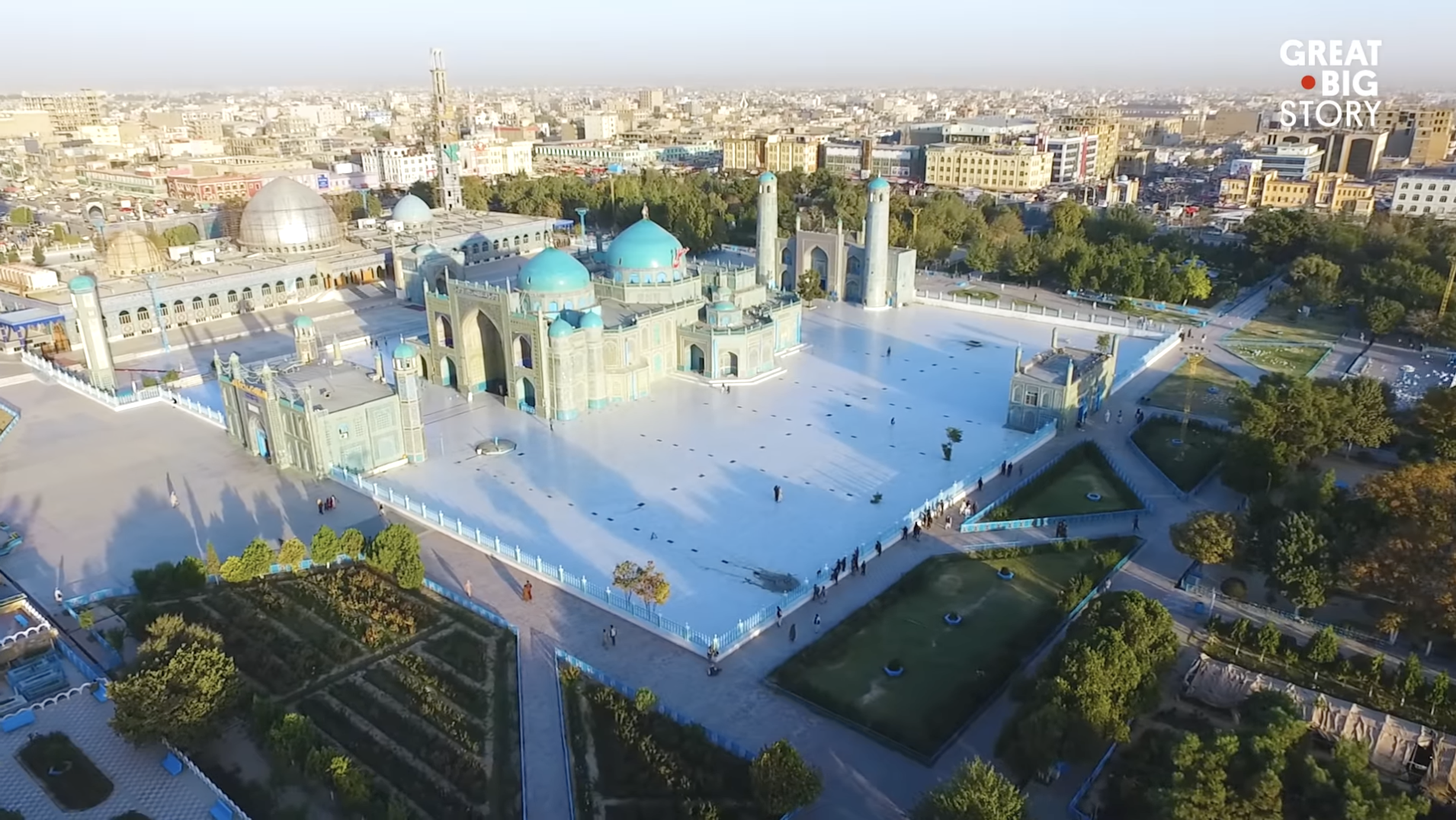 Afghanistan’s Blue Mosque Is Surrounded by White Doves